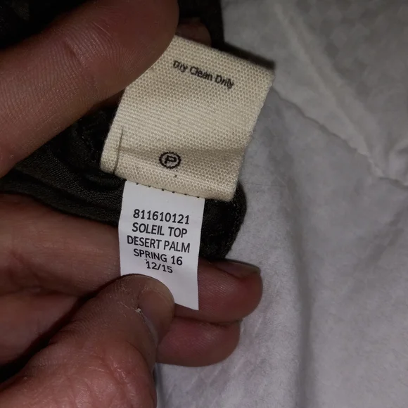 Grey state Soleil top in desert palm🏖 - Picture 3 of 4